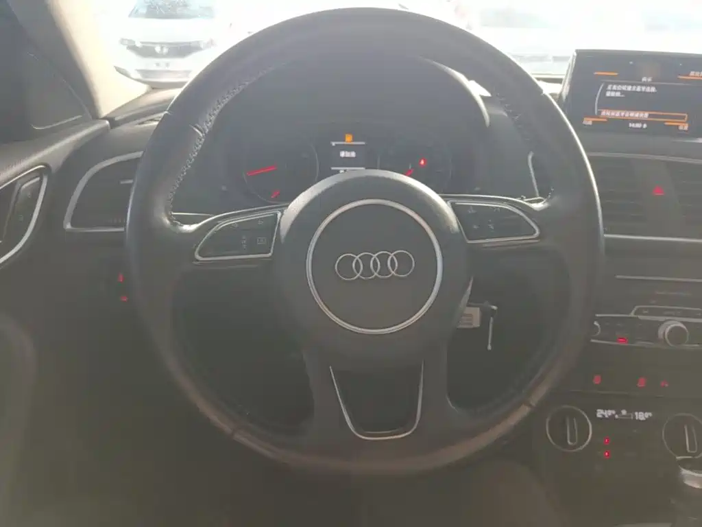 Audi Q3 — миниатюра 11