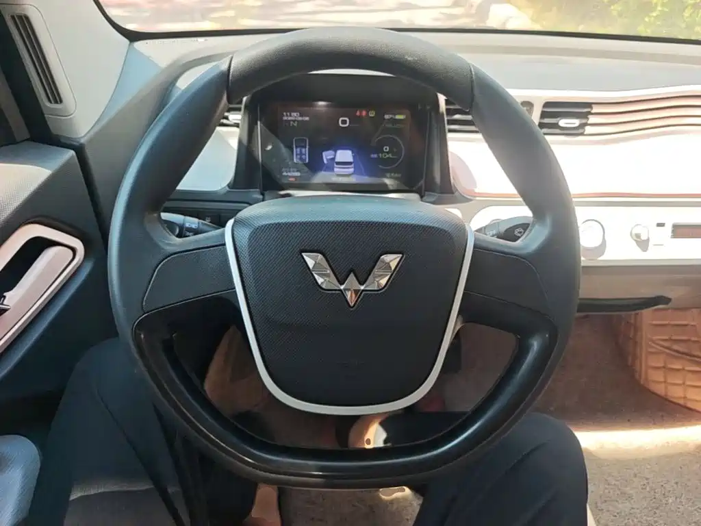 Wuling MINIEV — миниатюра 11