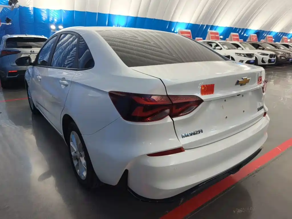 Chevrolet Monza — миниатюра 5