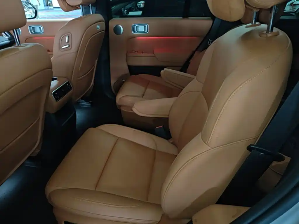 Li Auto Li L8 — миниатюра 17