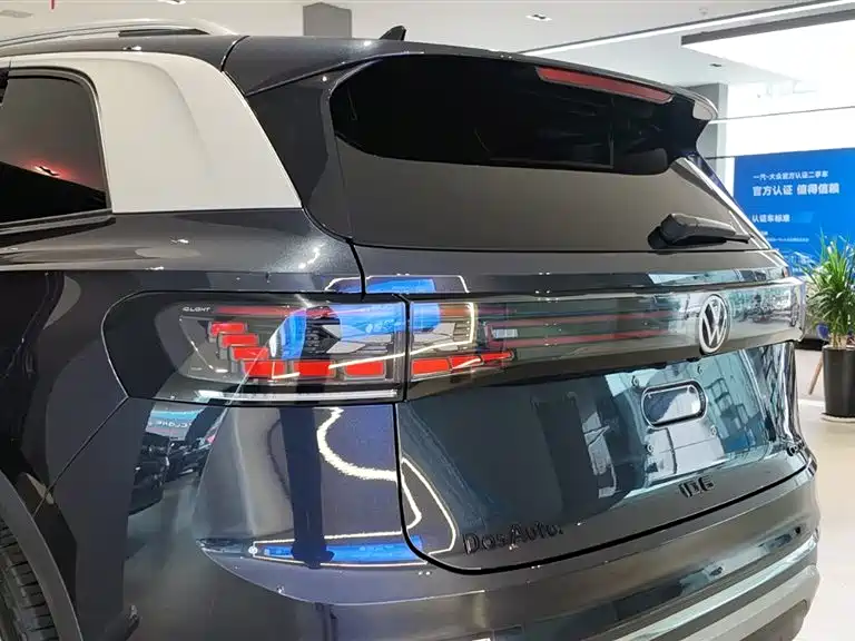 Volkswagen ID.6 Crozz — миниатюра 16