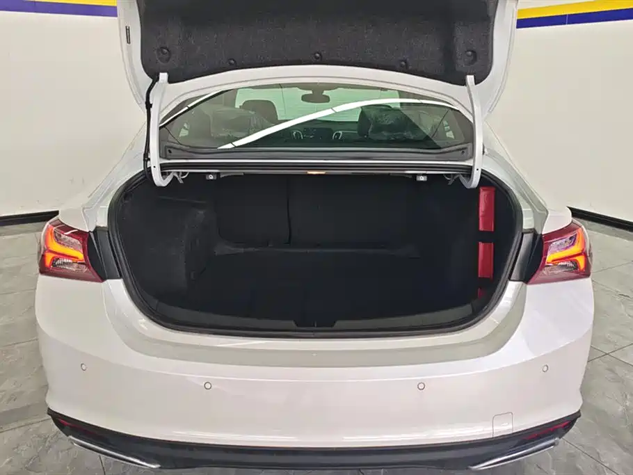 CHEVROLET MAI RUIBAO XL