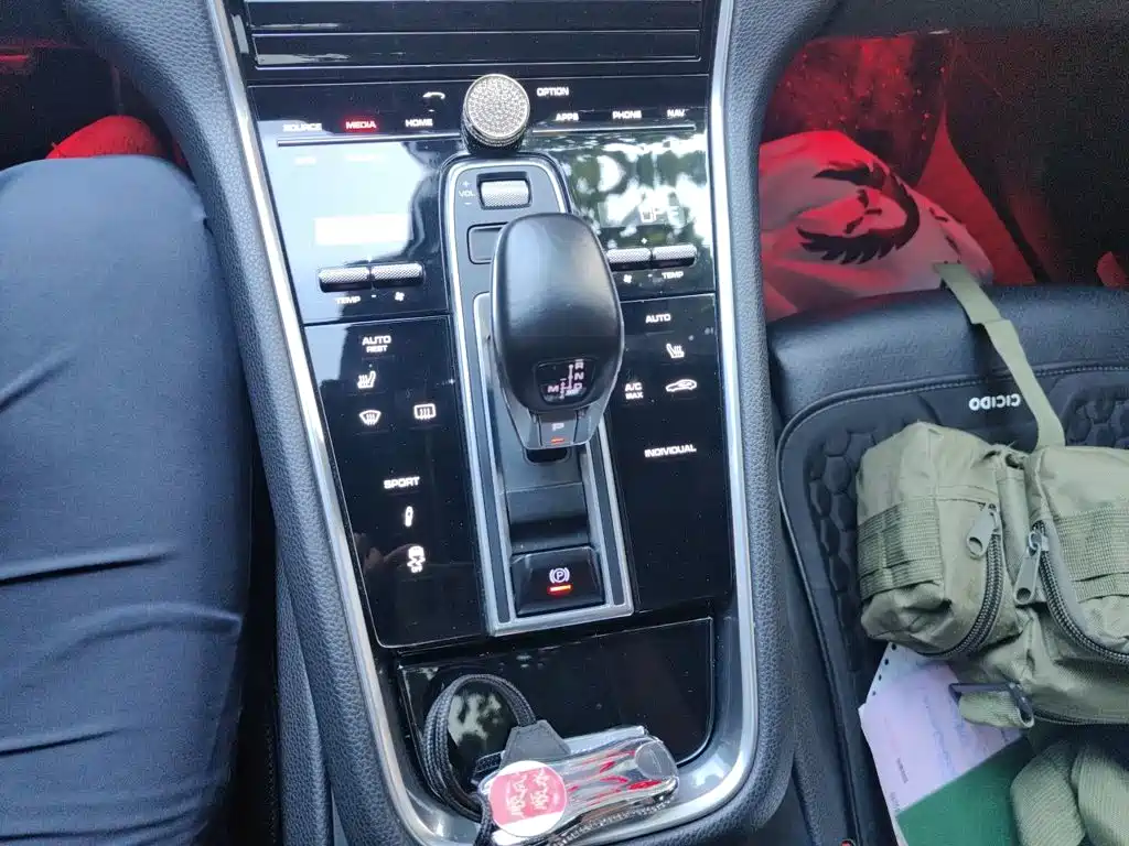 Porsche Panamera — миниатюра 15