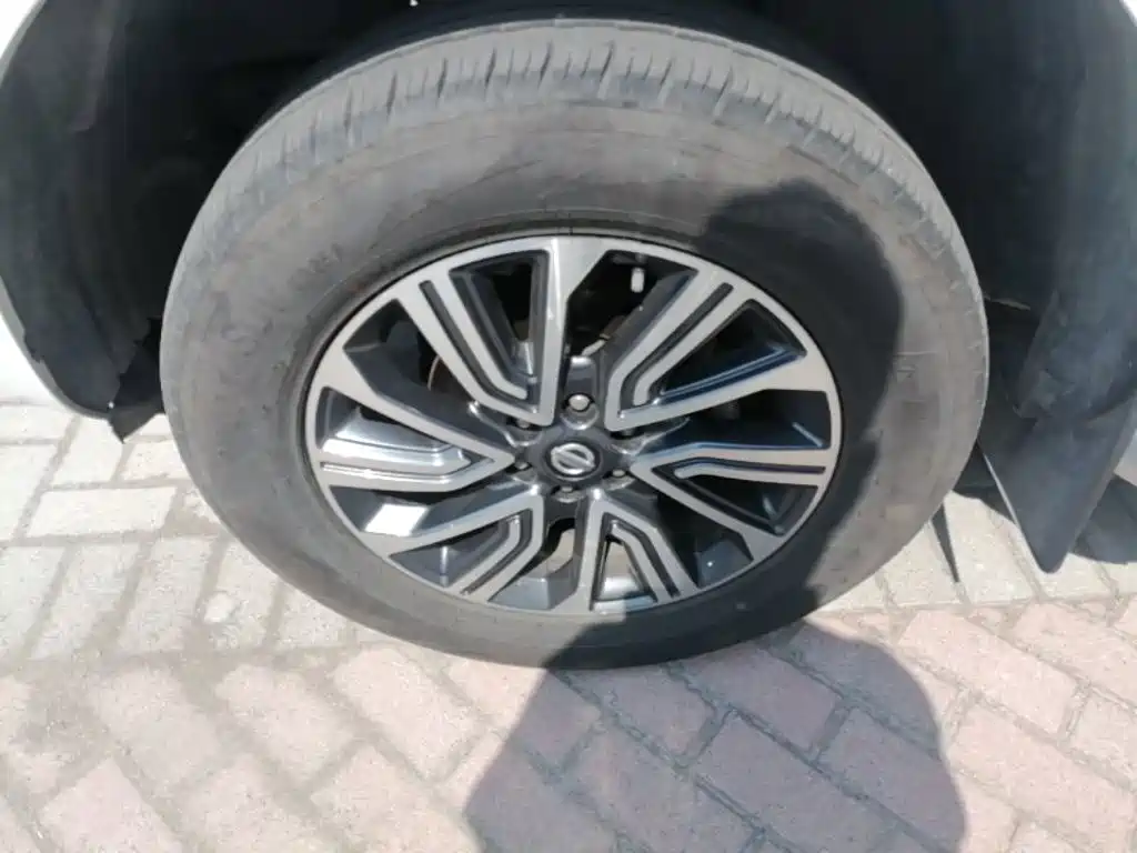 Nissan Terra — миниатюра 23
