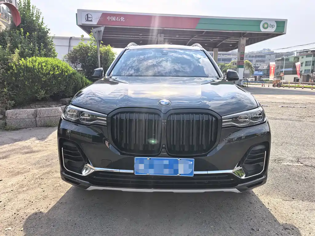 BMW X7 2022 xDrive40i Lead Luxury