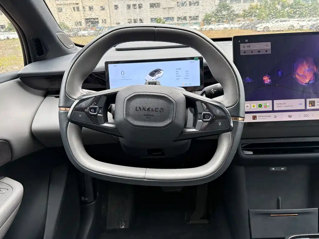 Lynk & Co Z20 — миниатюра 15