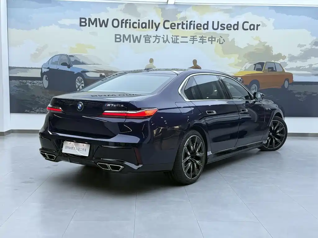 BMW M760Le — миниатюра 7