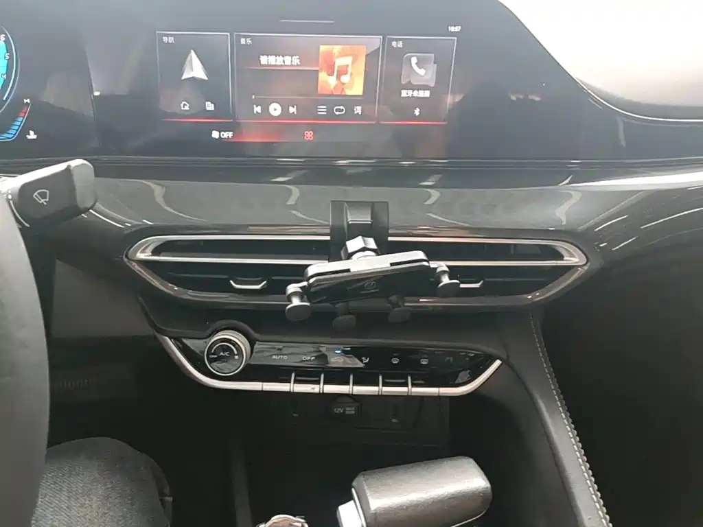 Changan Eado — миниатюра 13
