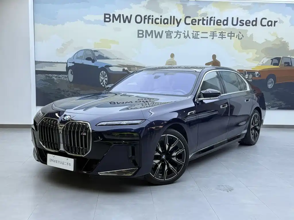BMW M760Le — миниатюра 2