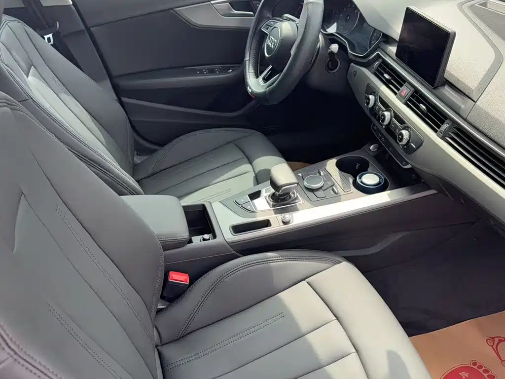Audi A4L — миниатюра 5