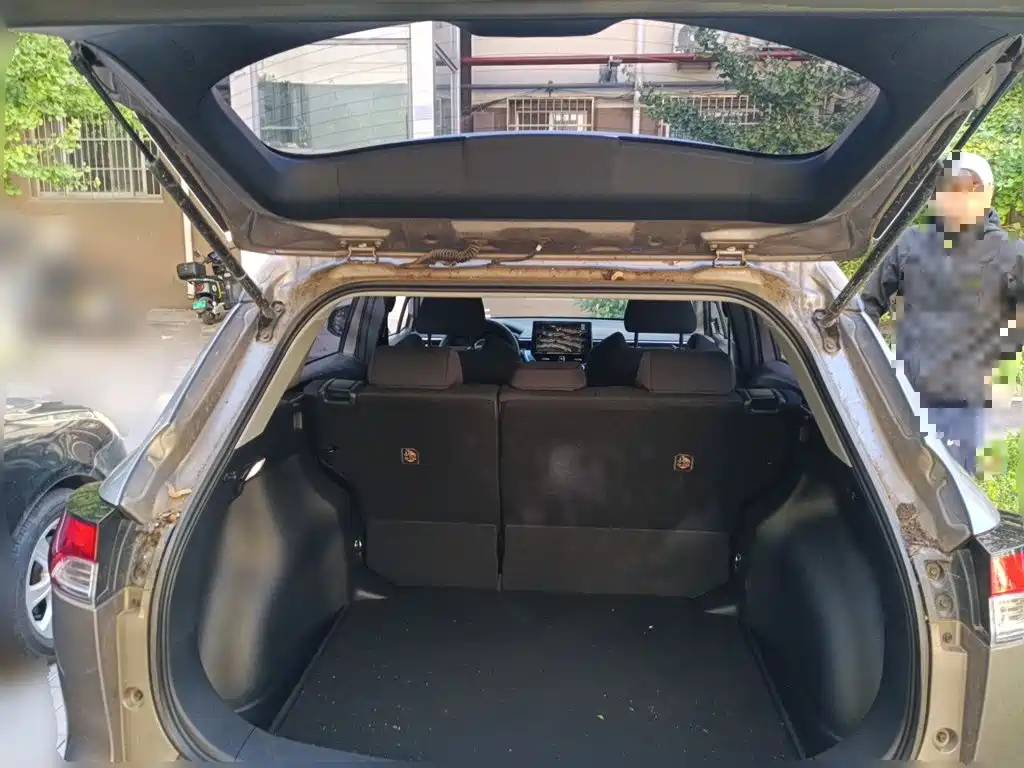 Toyota Frontlander — миниатюра 20