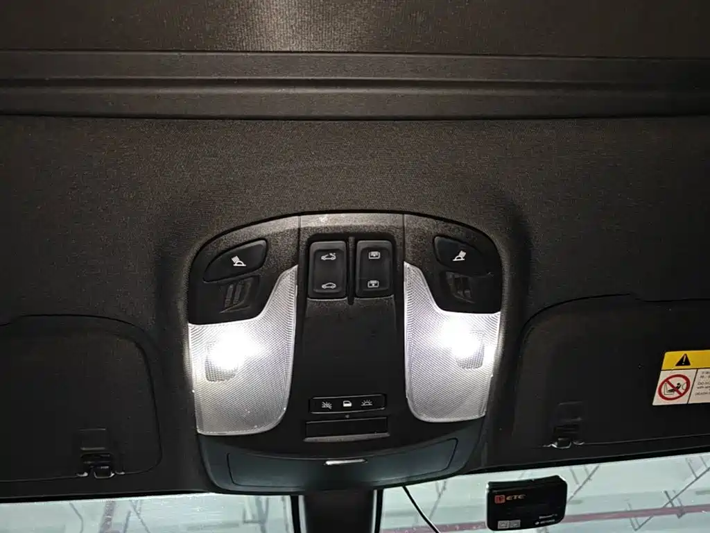 Buick LaCrosse — миниатюра 18