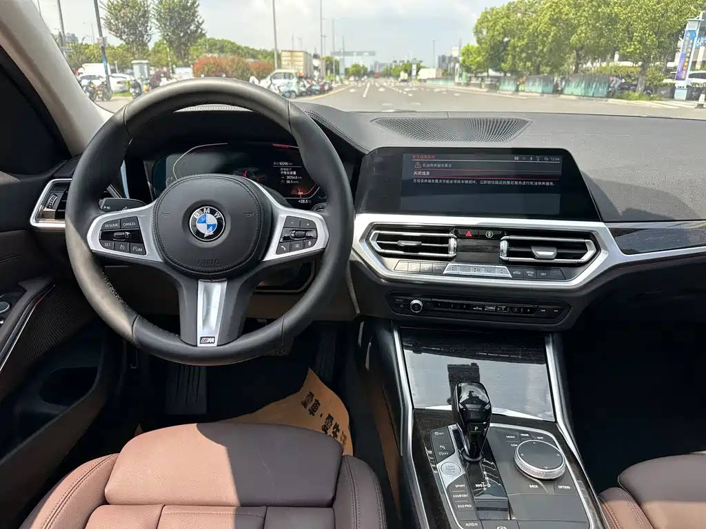 BMW 3 Series — миниатюра 17