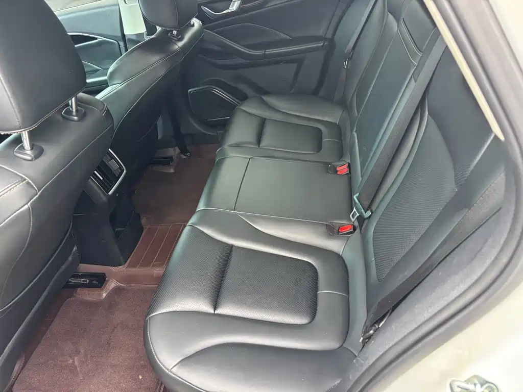 Bestune B70 — миниатюра 6