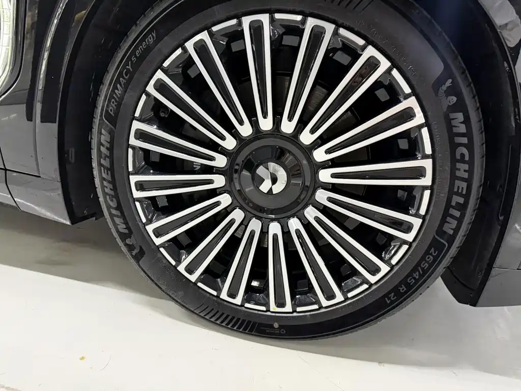 NIO ES8 2026 мест Executive Luxury
