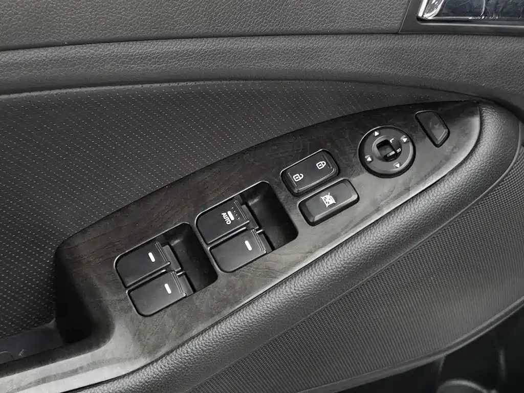 Kia K5 — миниатюра 9