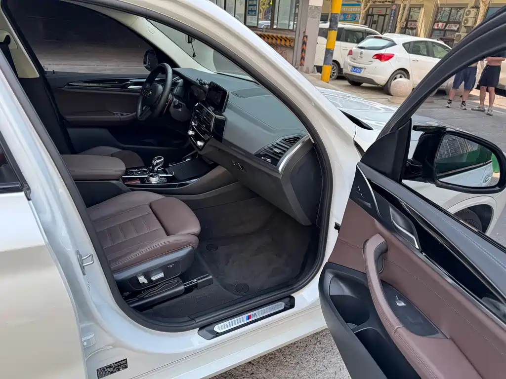 BMW X3 — миниатюра 10