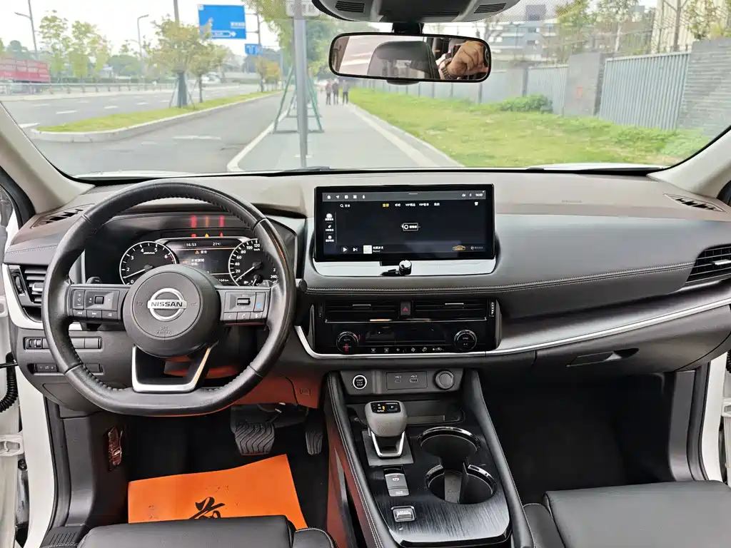 Nissan X-Trail — миниатюра 14