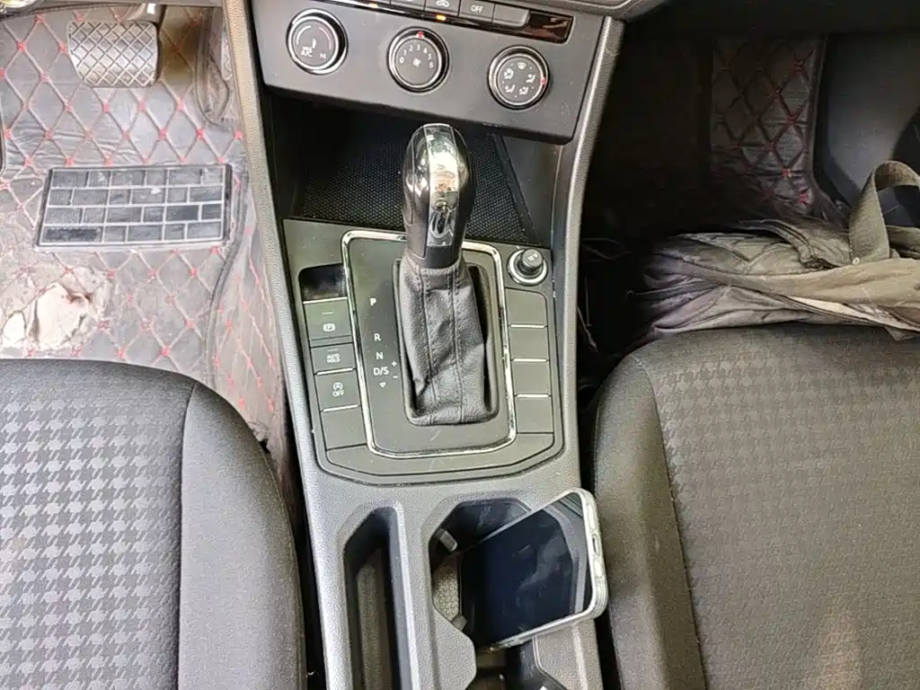 Volkswagen Bora — миниатюра 14