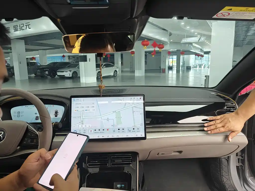 BYD Han 2025 EV Smart Drive 605KM
