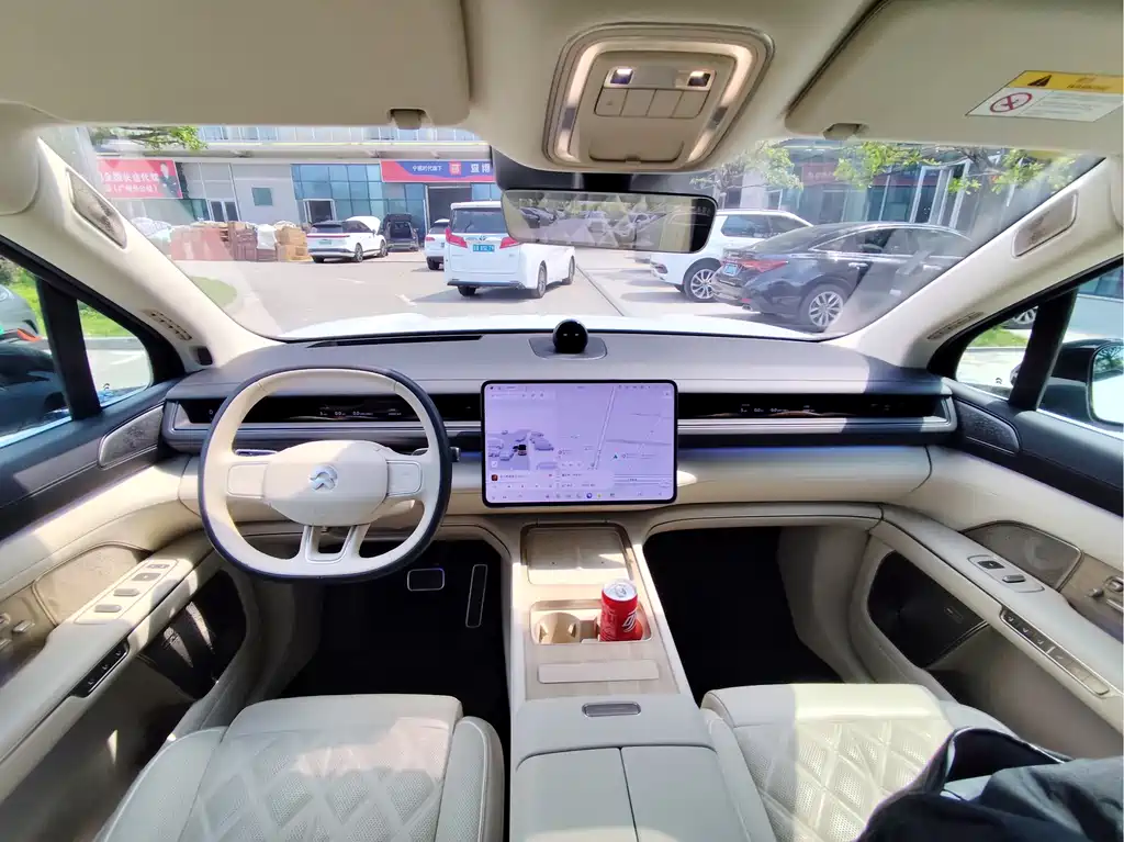 NIO ES8 — миниатюра 5