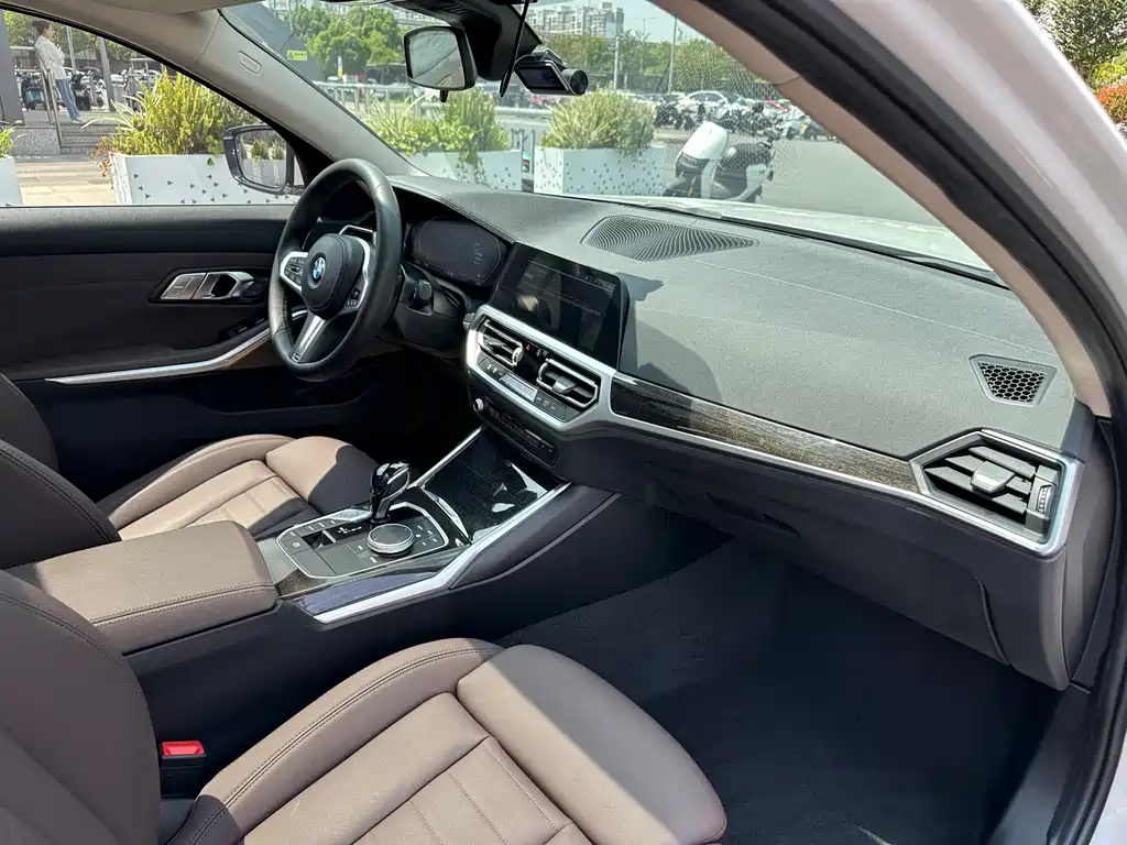 BMW 3 Series — миниатюра 19