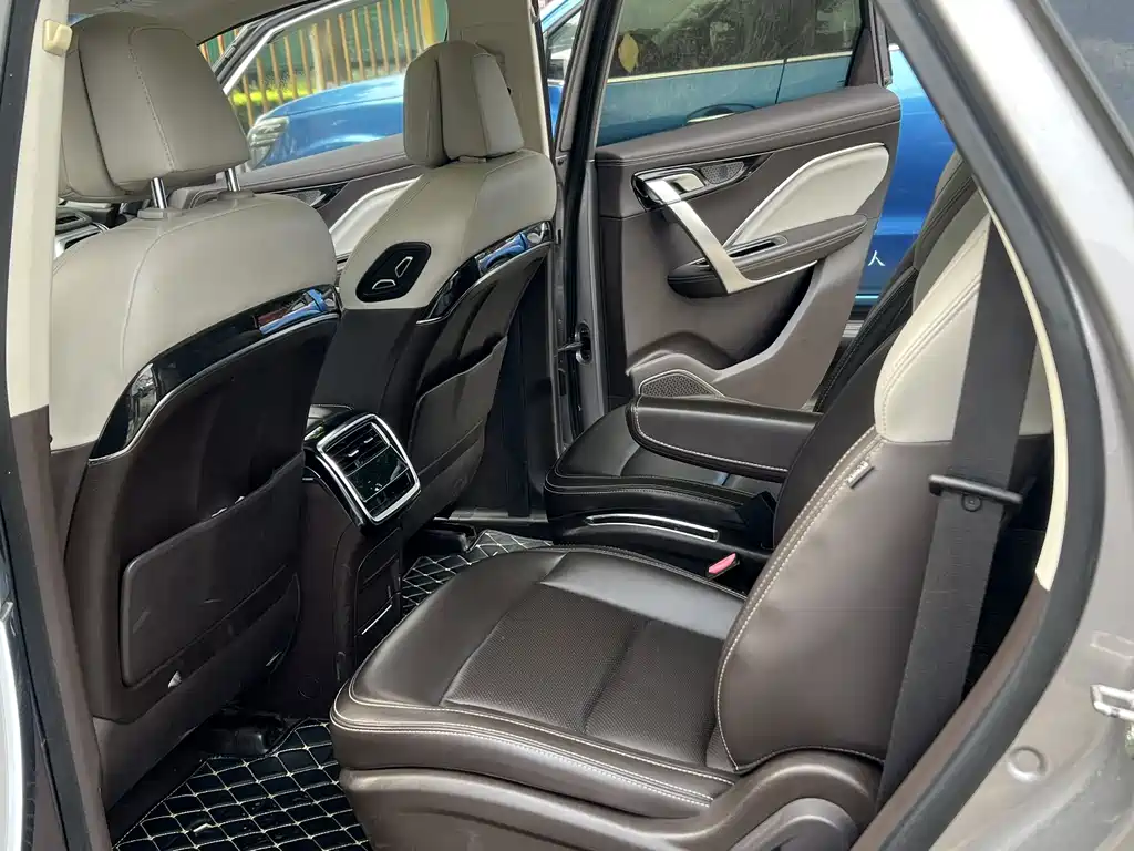 Geely Jia Ji — миниатюра 7