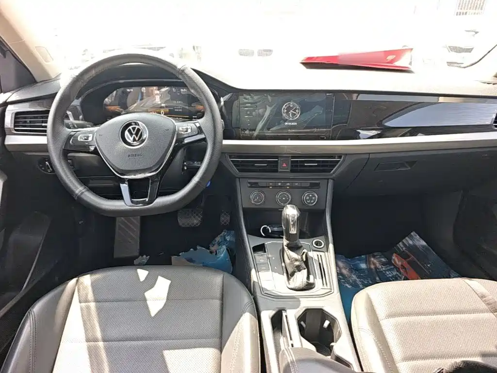 Volkswagen Lavida — миниатюра 10