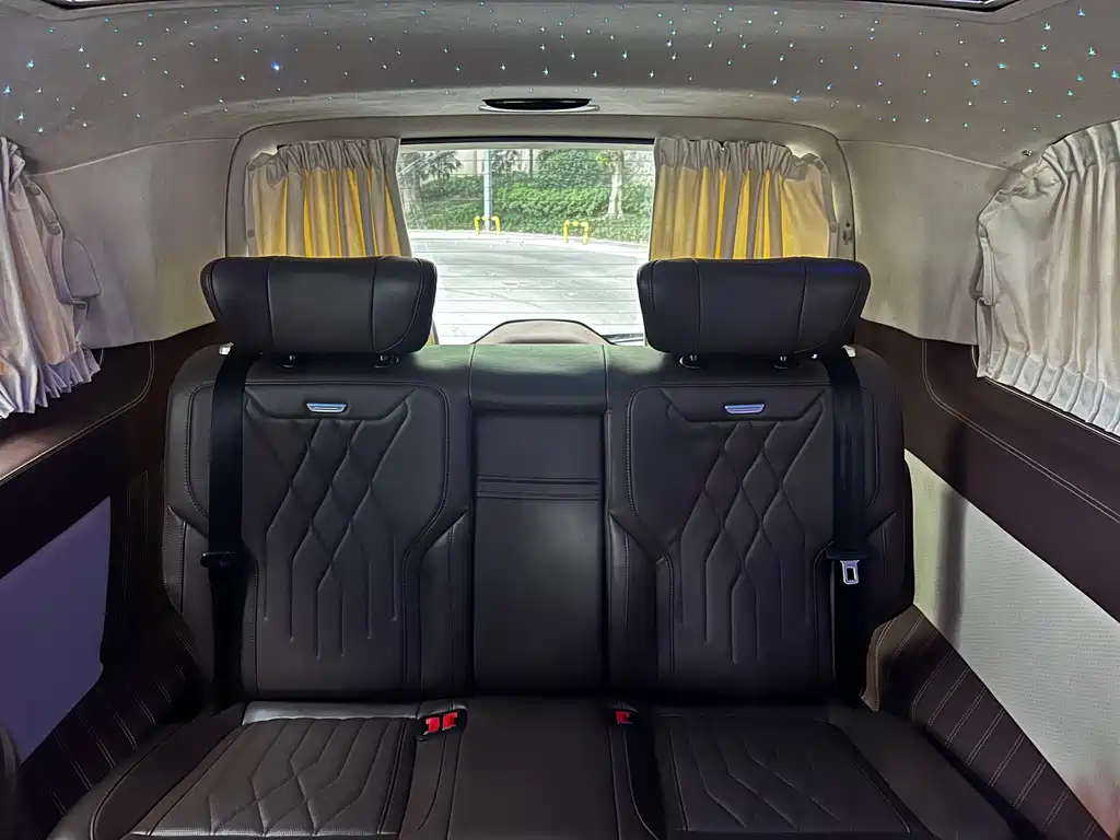 Mercedes-Benz Vito — миниатюра 6