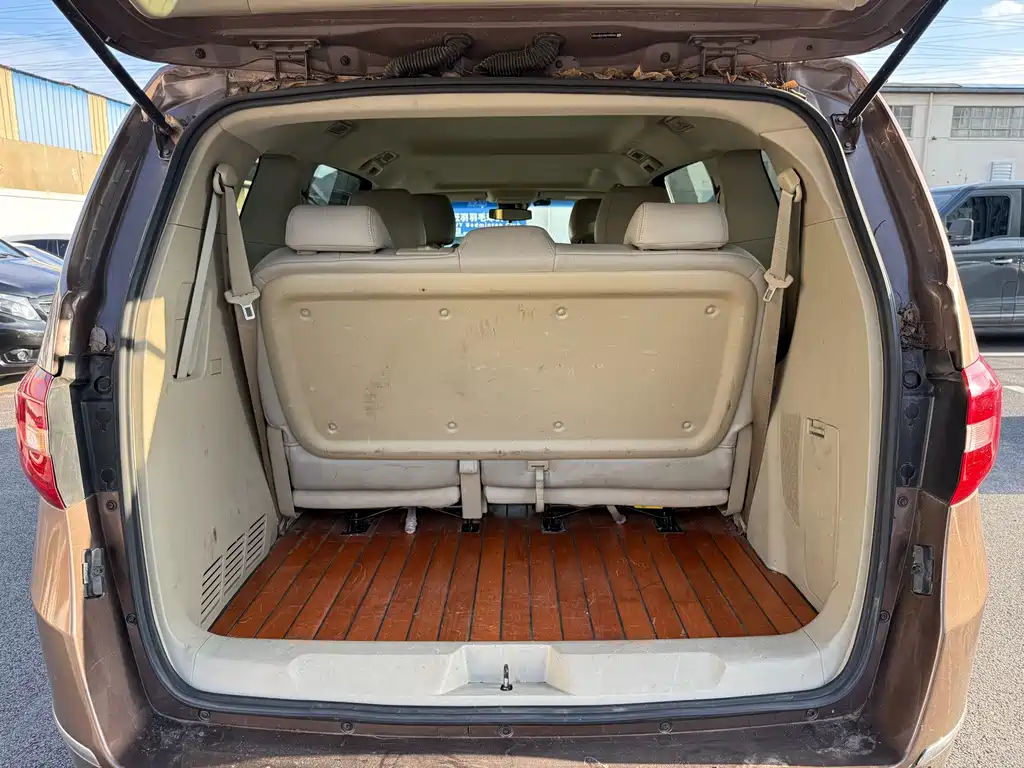 Buick GL8 — миниатюра 19