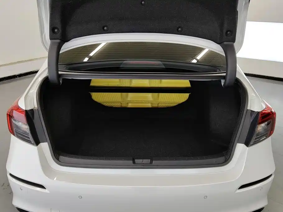 Honda Civic — миниатюра 4