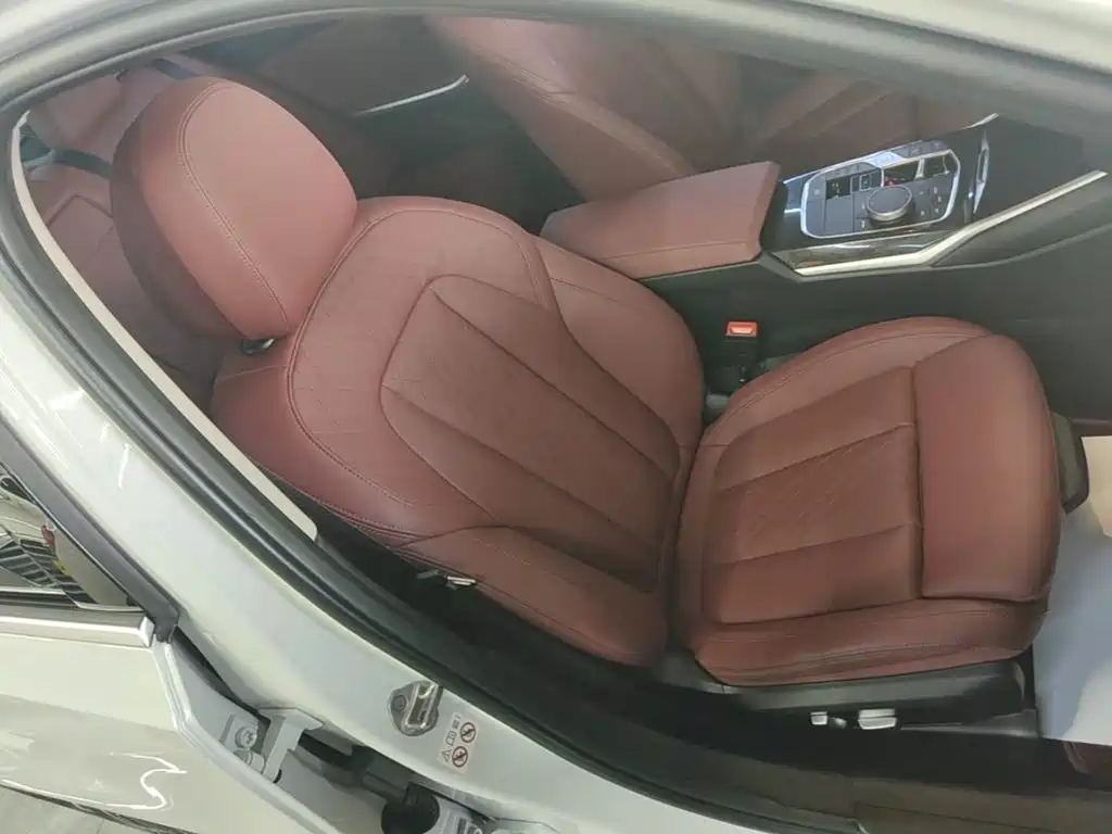 BMW 3 Series — миниатюра 25