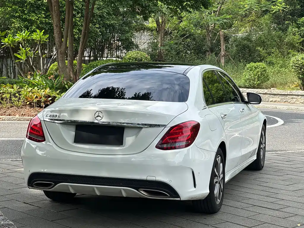 Mercedes-Benz C-Class — миниатюра 5