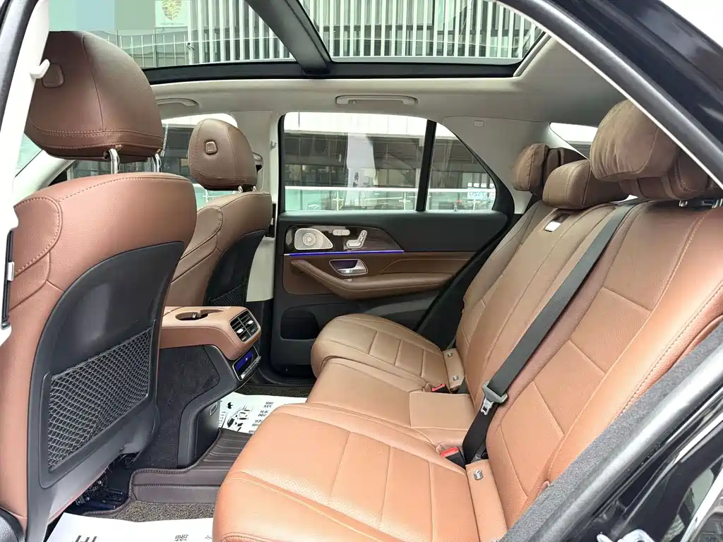 Mercedes-Benz GLE (Import) — миниатюра 13