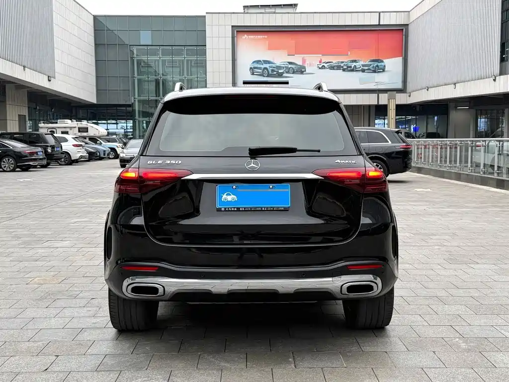Mercedes-Benz GLE (Import) — миниатюра 19