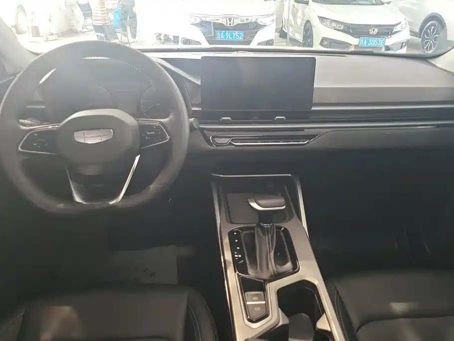 Geely Emgrand — миниатюра 12