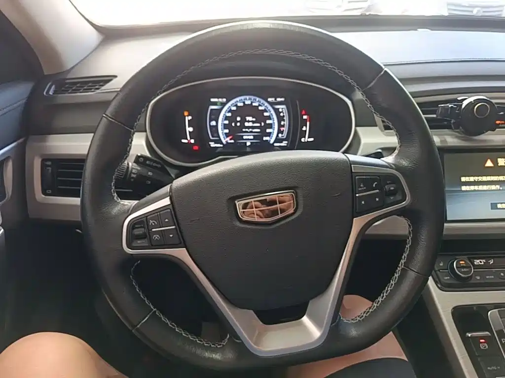 Geely Boyue — миниатюра 11