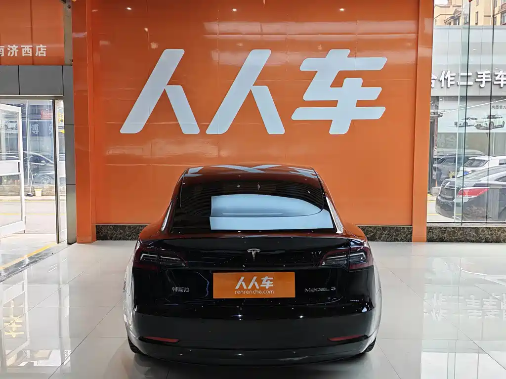 Tesla Model 3 — миниатюра 5