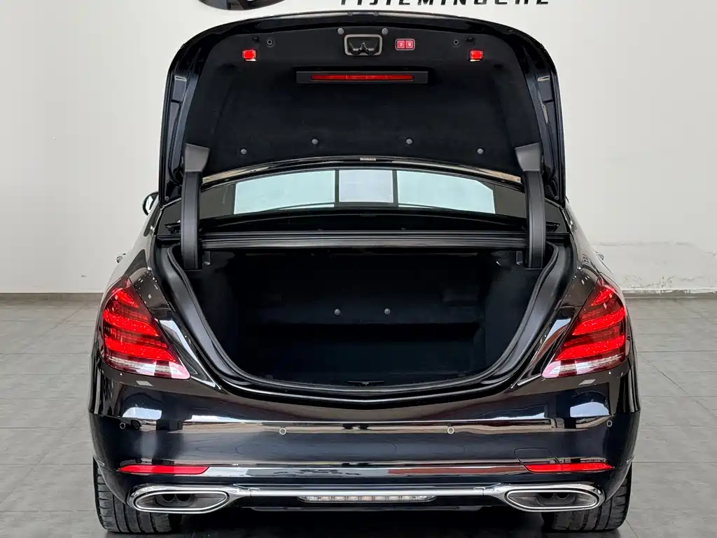 Mercedes-Benz S-Class — миниатюра 17