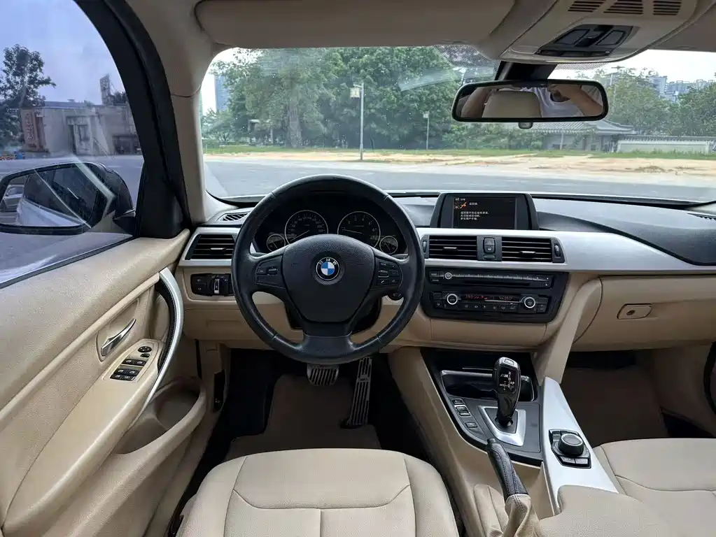 BMW 3 Series — миниатюра 6