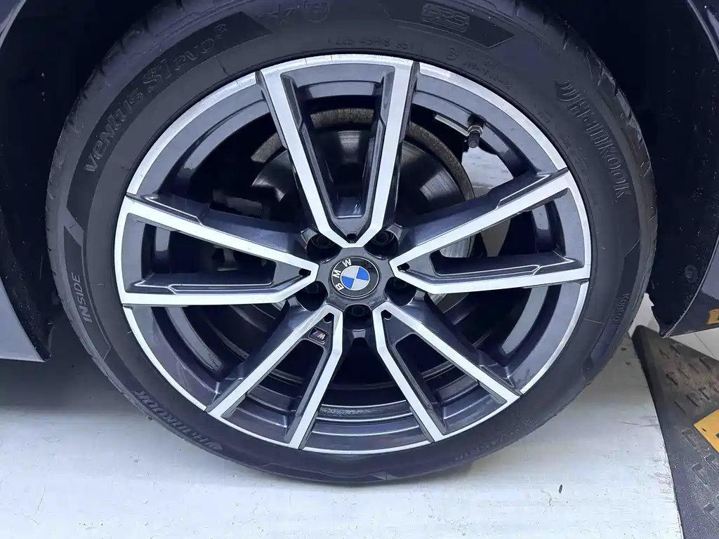 BMW 3 Series — миниатюра 21