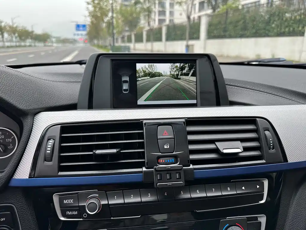 BMW 4 Series — миниатюра 17