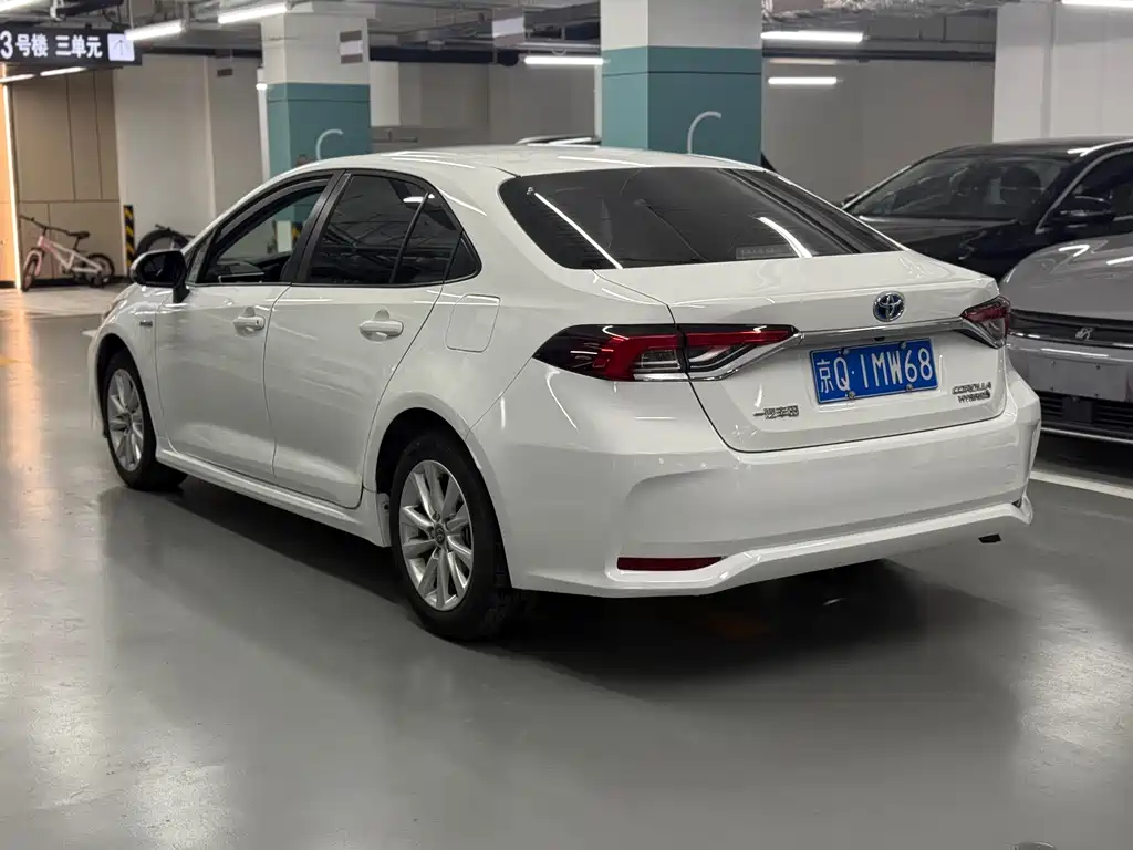 Toyota Corolla — миниатюра 11