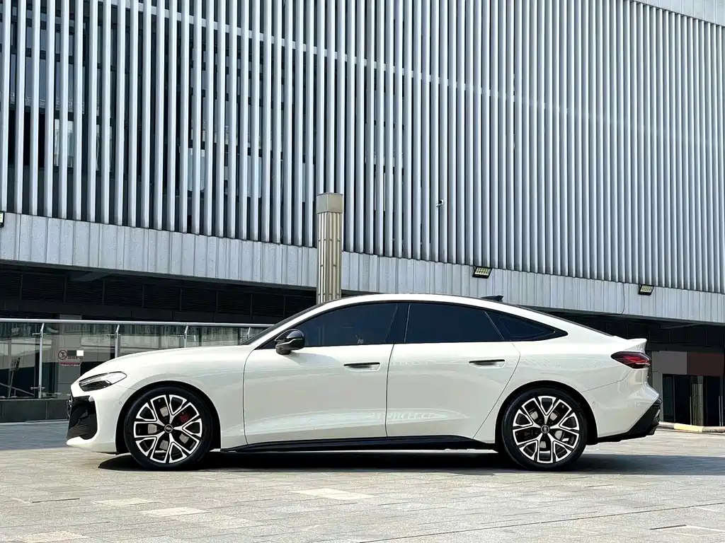 Audi A5L Sportback — миниатюра 7