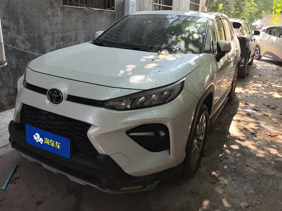 Toyota Wildlander 2020 2.0L CVT Luxury
