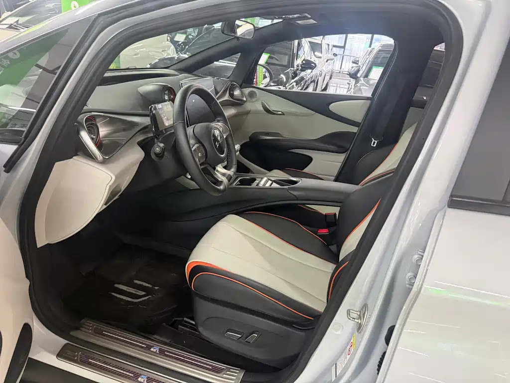 BYD Dolphin - фото 14