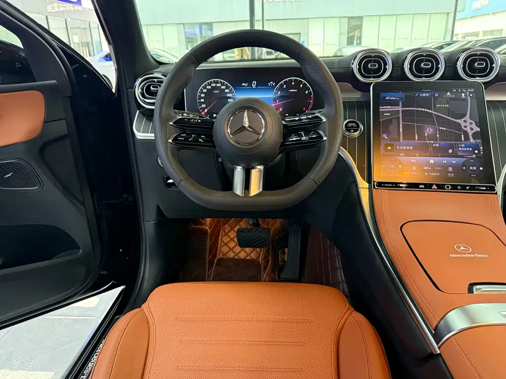 Mercedes-Benz GLC — миниатюра 7