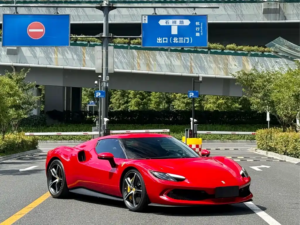 Ferrari 296 — миниатюра 2