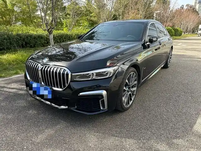 BMW 7 SERIES