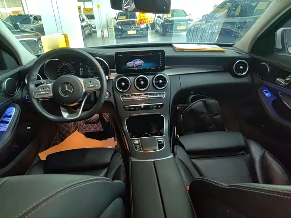 Mercedes-Benz C-Class — миниатюра 10